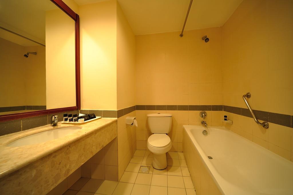 Alpha Genesis Hotel Bukit Bintang Kuala Lumpur Chambre photo