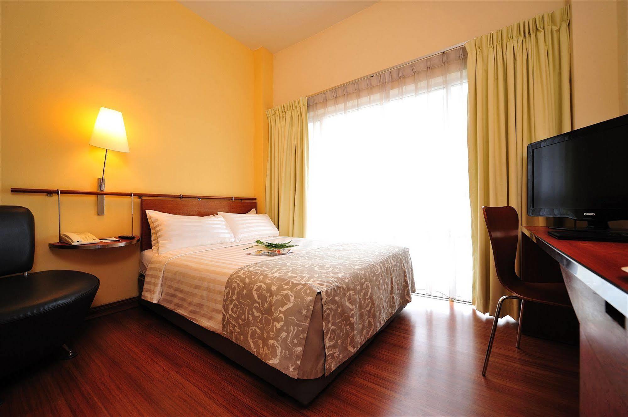 Alpha Genesis Hotel Bukit Bintang Kuala Lumpur Extérieur photo