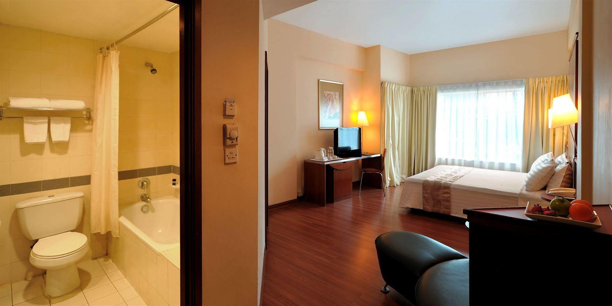 Alpha Genesis Hotel Bukit Bintang Kuala Lumpur Extérieur photo